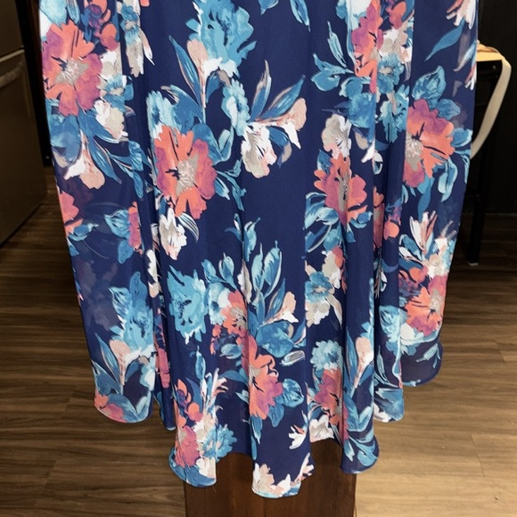 0x XL 14/16 Dress v neck flutter sleeve Plus Catherine's flowy mermaid - Picture 4 of 8